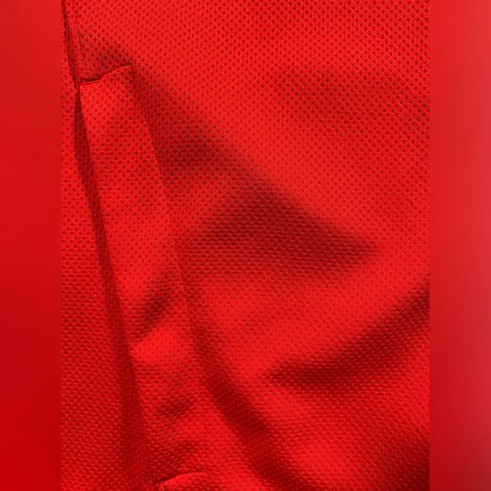 Under Armour Red Jacket - Picture 12 of 12